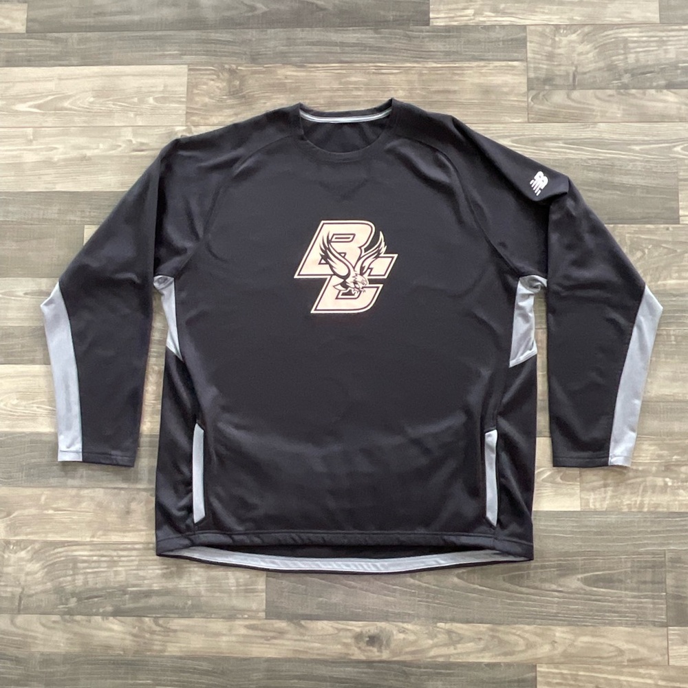 New Balance Boston College BC Tech Sweatshirt Men’s XXL Black Pocket Crew Neck